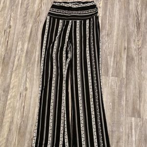 Bell bottom leggings